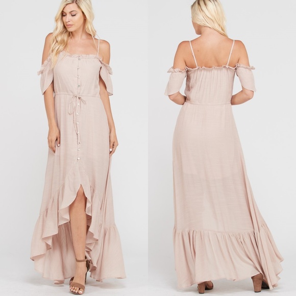 'Selma' Maxi Dress. - Picture 2 of 5